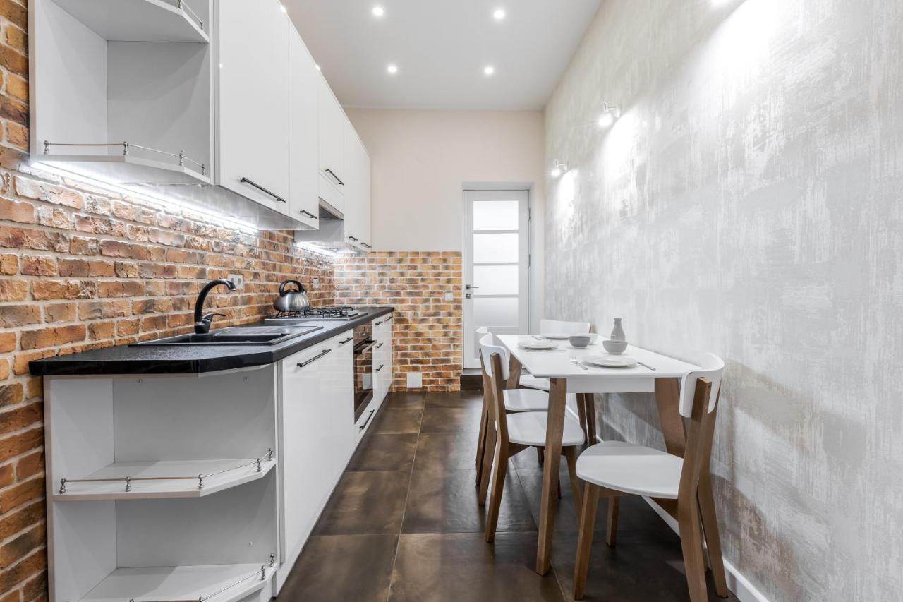 Inshiapartments On Grigorenko'S Square Lviv Exterior photo